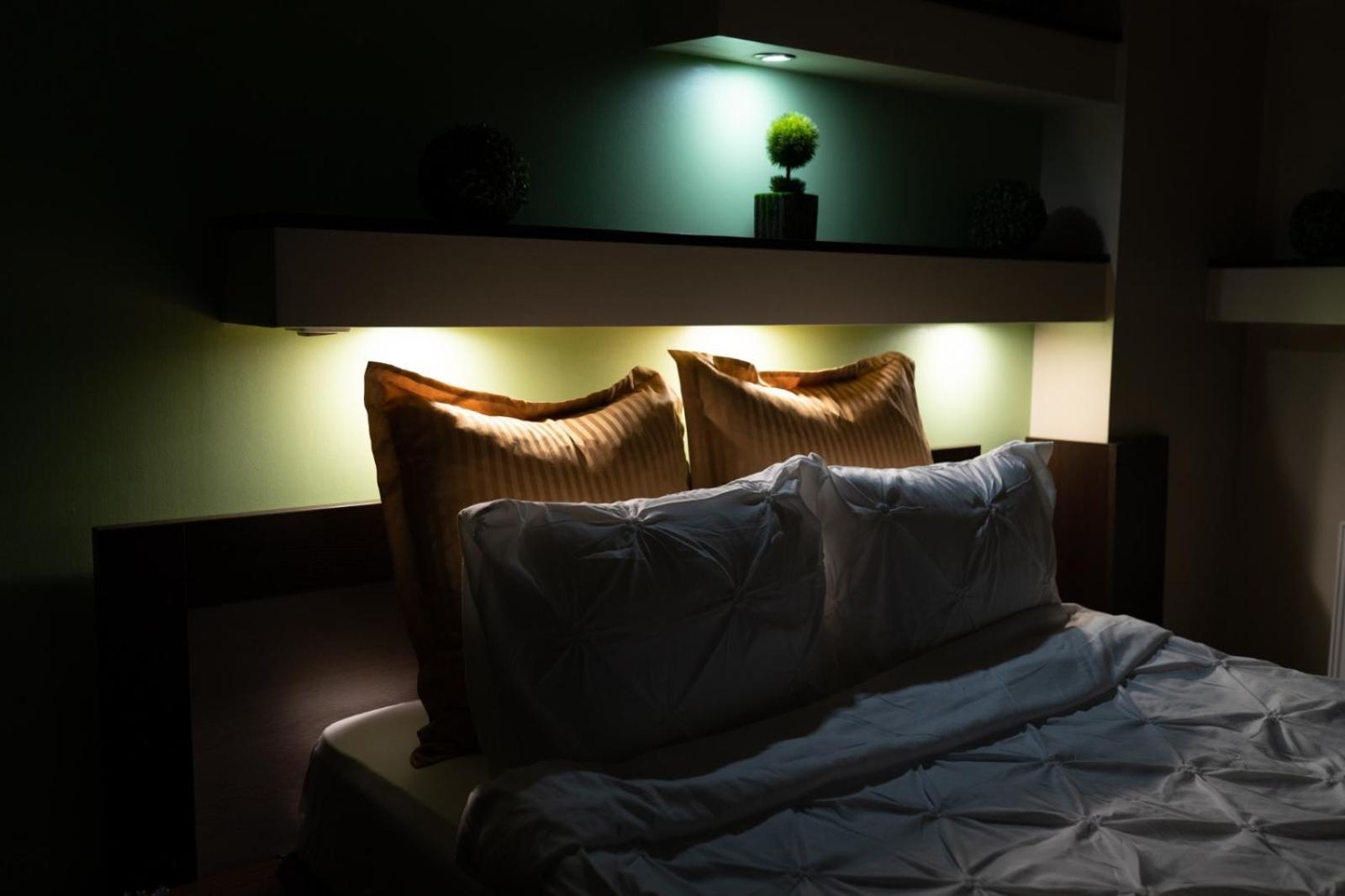 4 Rooms Unirii 47 Бухарест Экстерьер фото