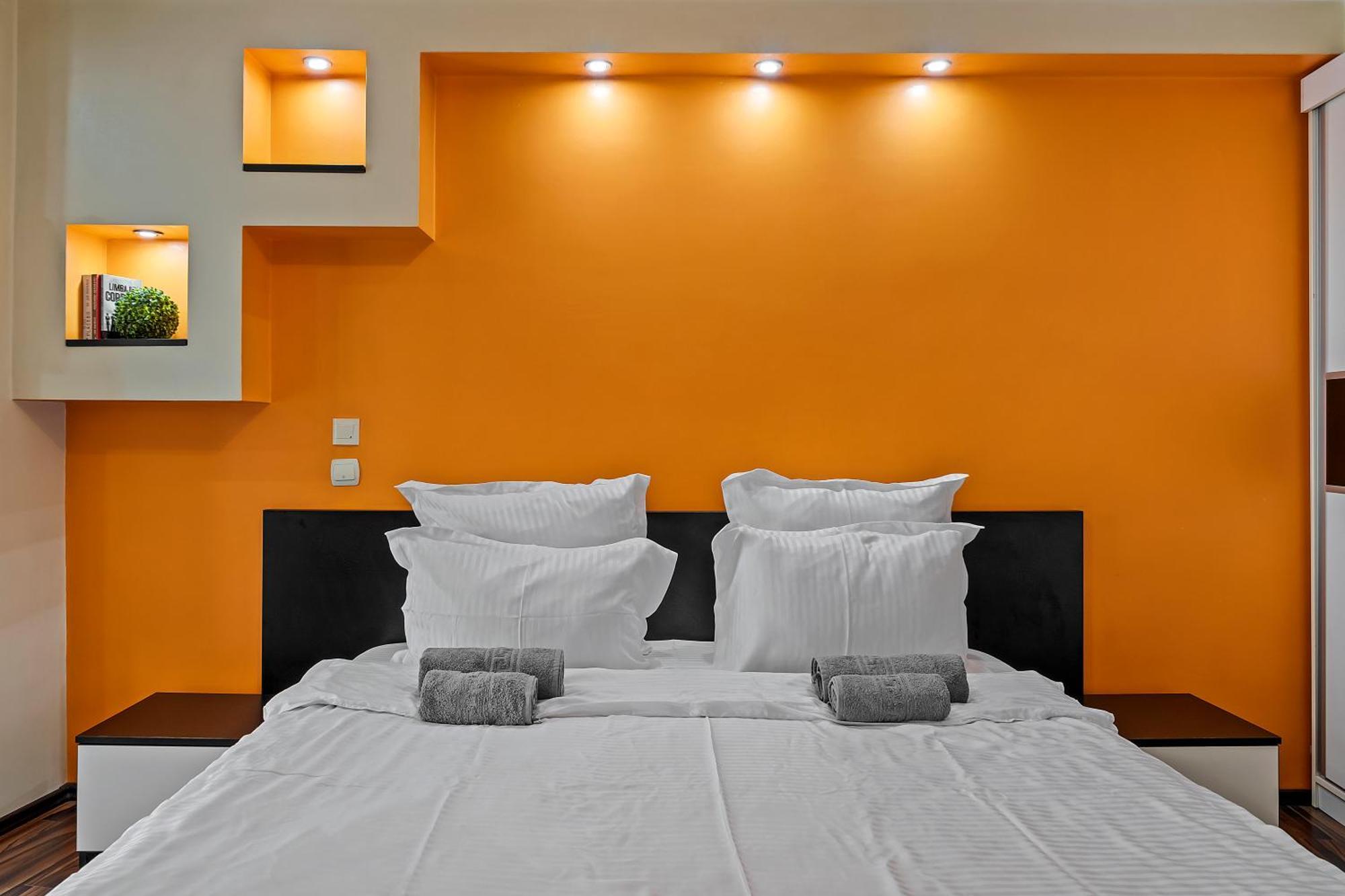 4 Rooms Unirii 47 Бухарест Экстерьер фото