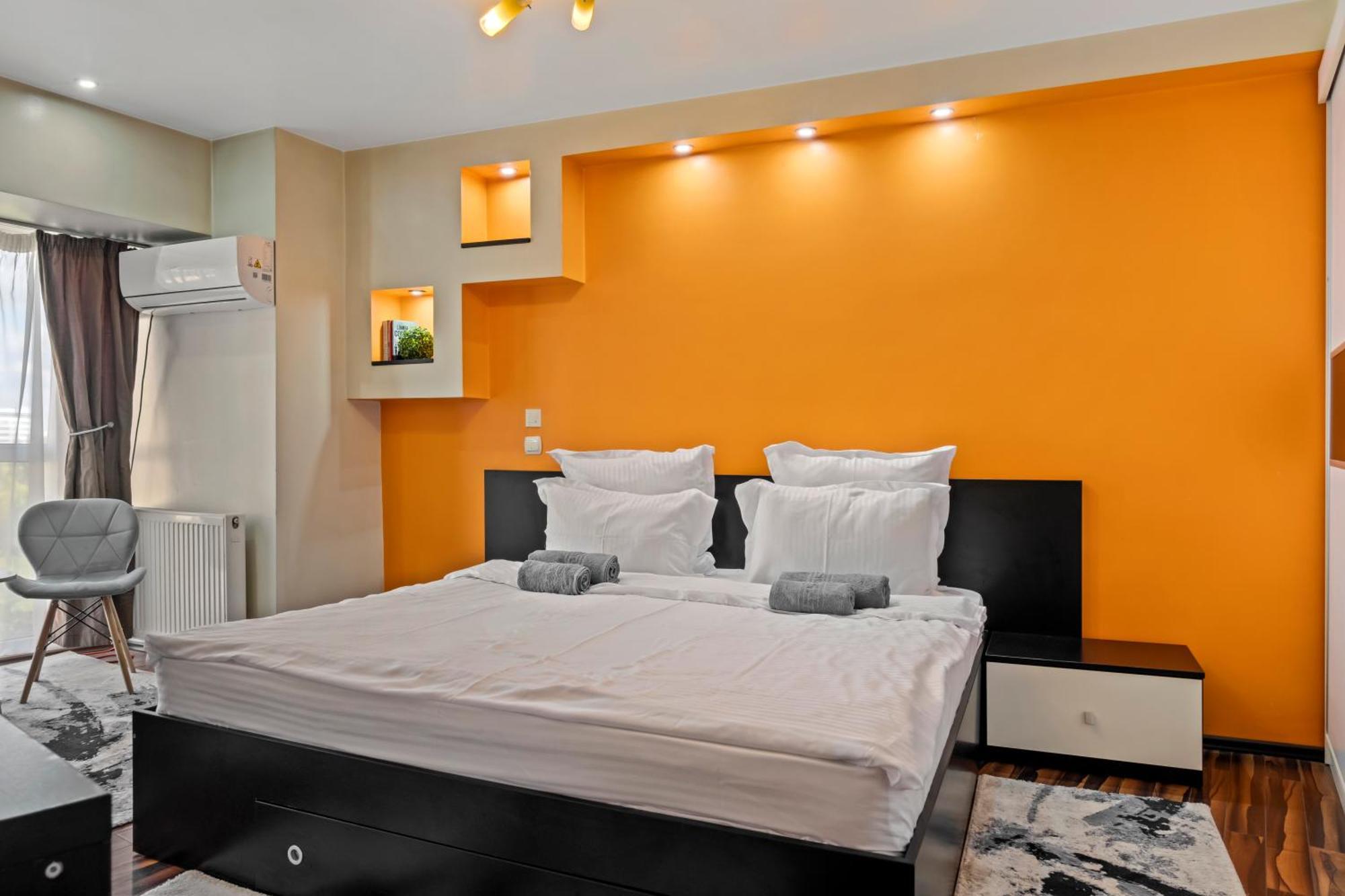 4 Rooms Unirii 47 Бухарест Экстерьер фото