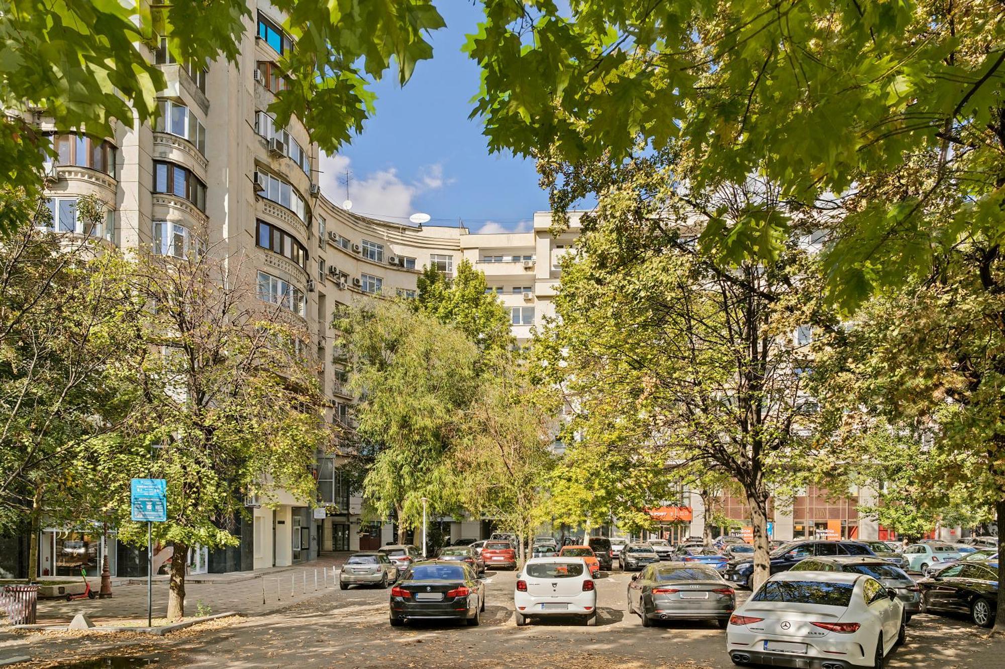 4 Rooms Unirii 47 Бухарест Экстерьер фото