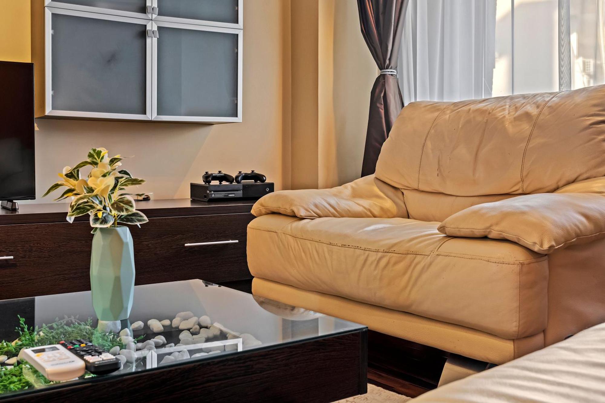 4 Rooms Unirii 47 Бухарест Экстерьер фото