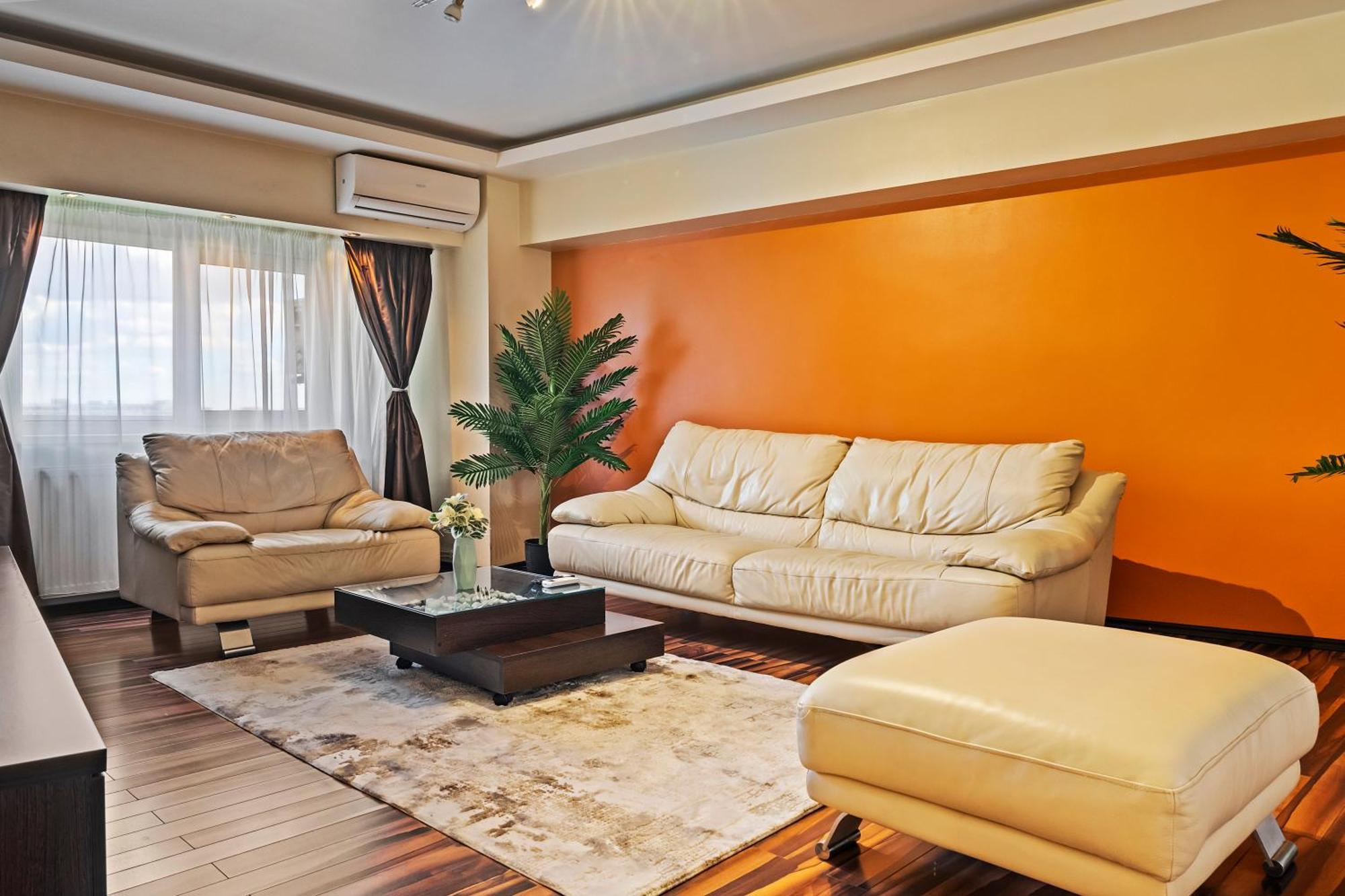 4 Rooms Unirii 47 Бухарест Экстерьер фото