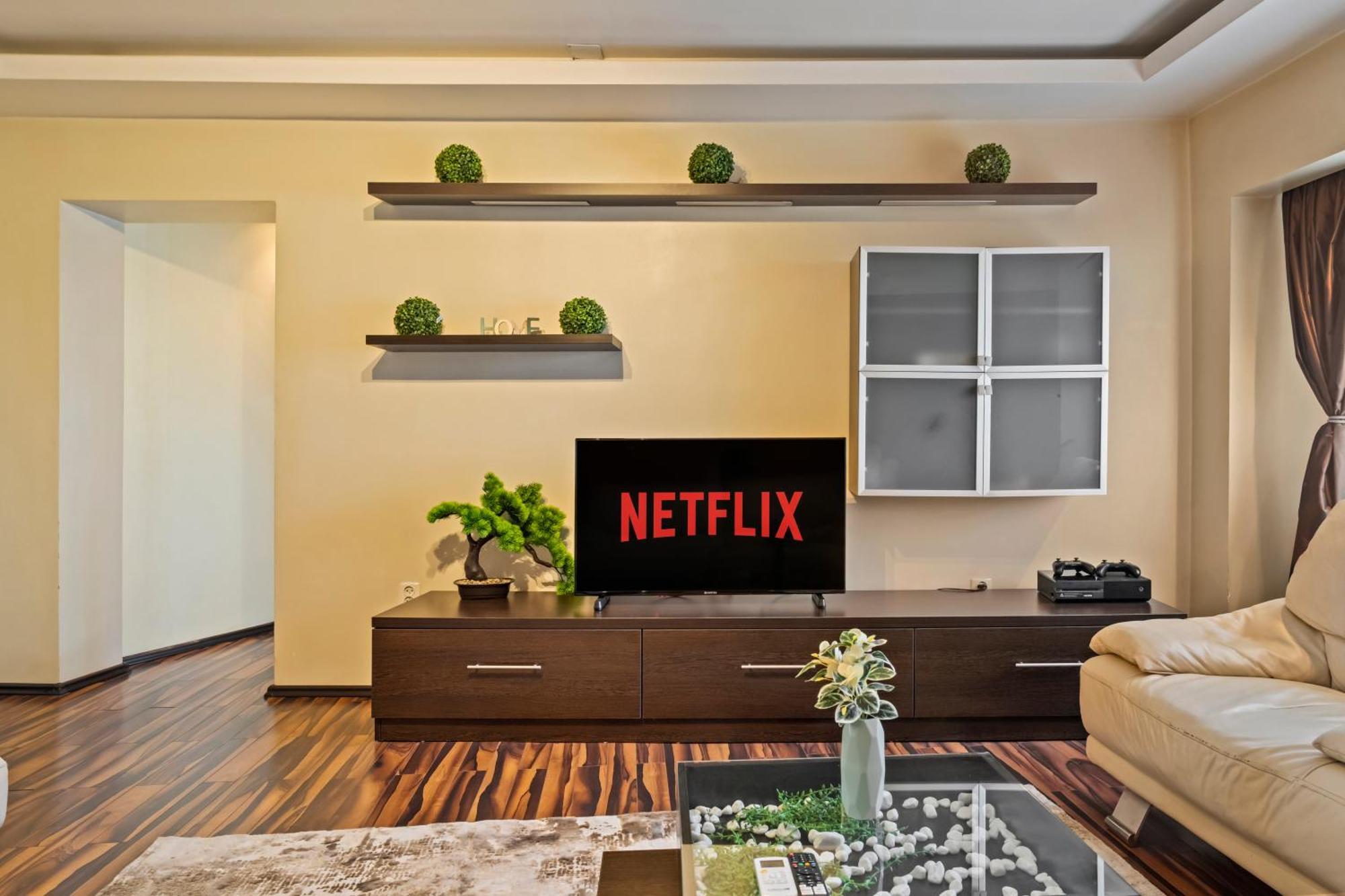 4 Rooms Unirii 47 Бухарест Экстерьер фото