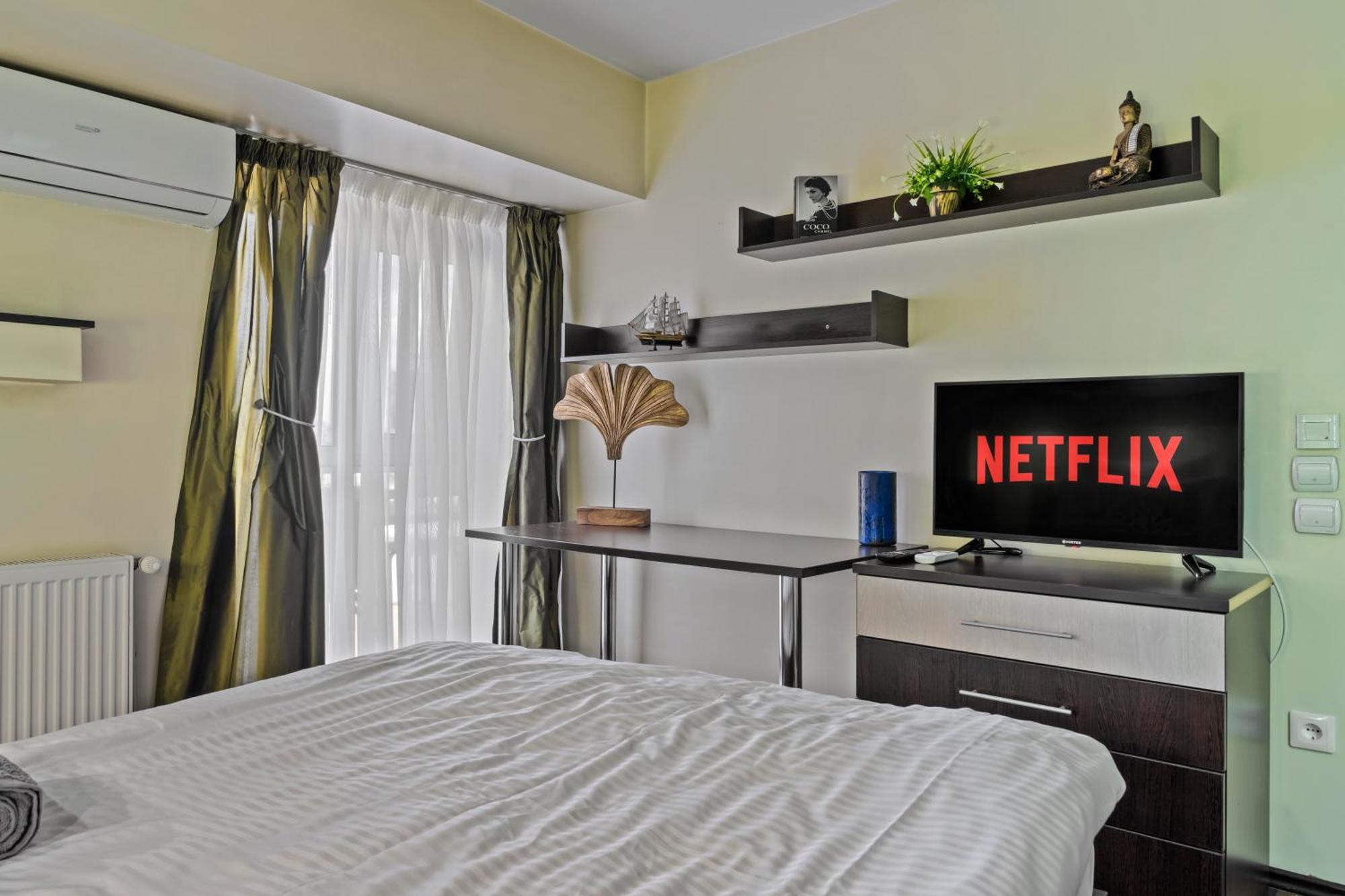 4 Rooms Unirii 47 Бухарест Экстерьер фото